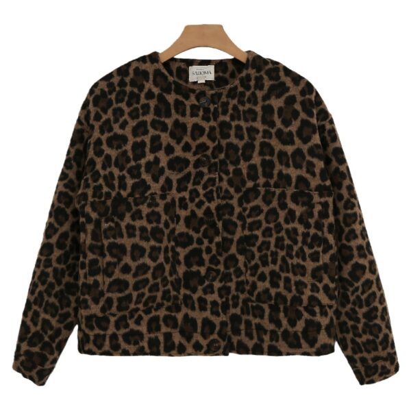 Women's Leopard Print Cropped Jacket with Button Closure