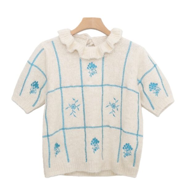 Short-Sleeve Checkered Knit Blouse with Ruffled Collar
