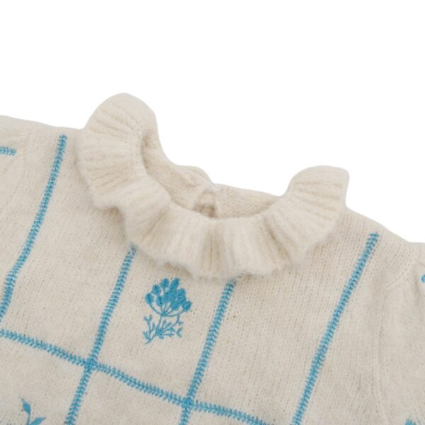 Short-Sleeve Checkered Knit Blouse with Ruffled Collar